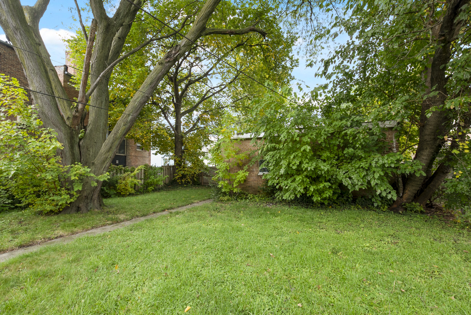 8854 S Dauphin Avenue