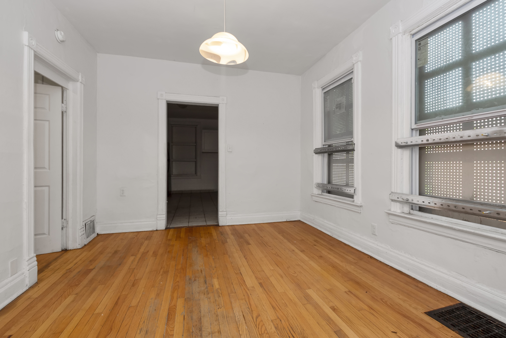 8854 S Dauphin Avenue