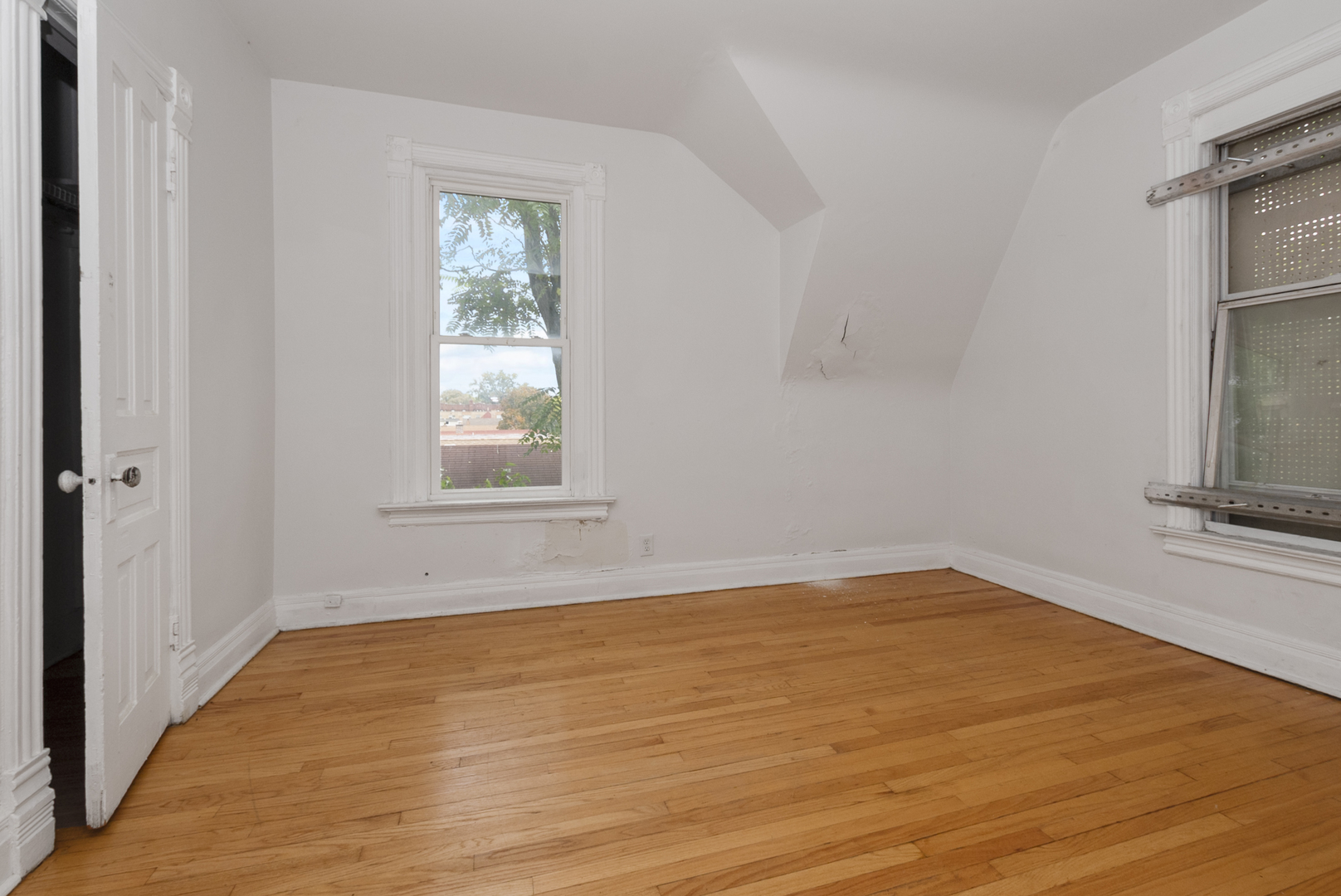 8854 S Dauphin Avenue