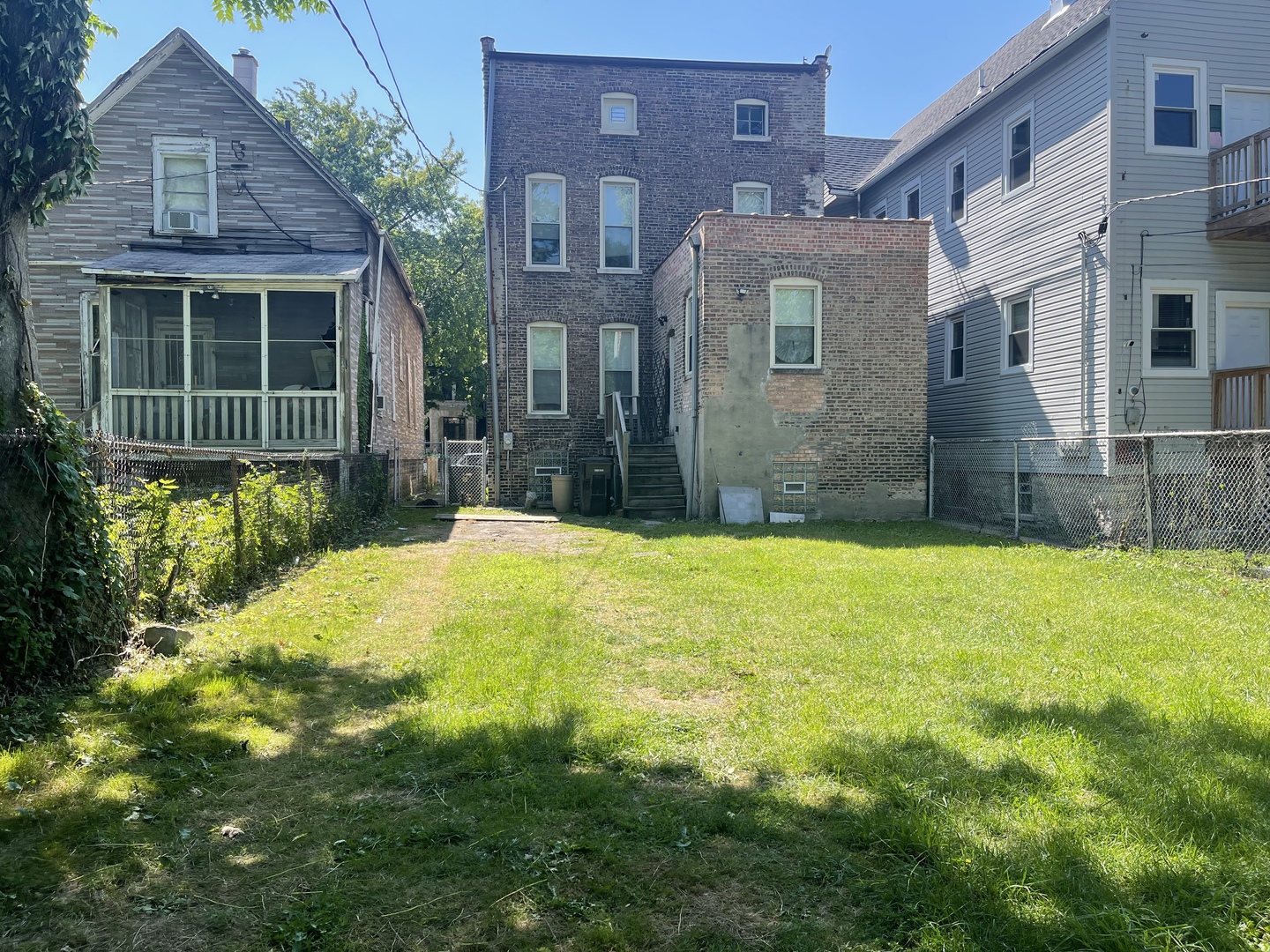 5141 S Wabash Avenue