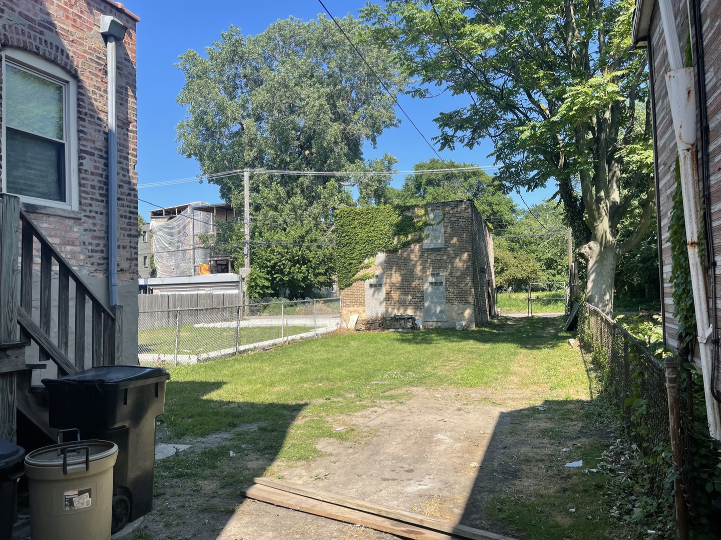 5141 S Wabash Avenue