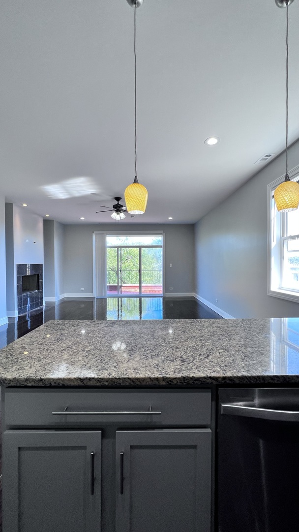 5408 S Michigan Avenue Unit: 5-S