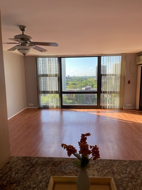 2605 S Indiana Avenue Unit: 1109