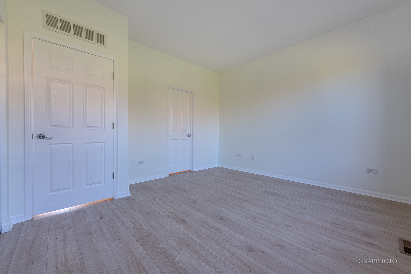 2507 S Calumet Avenue