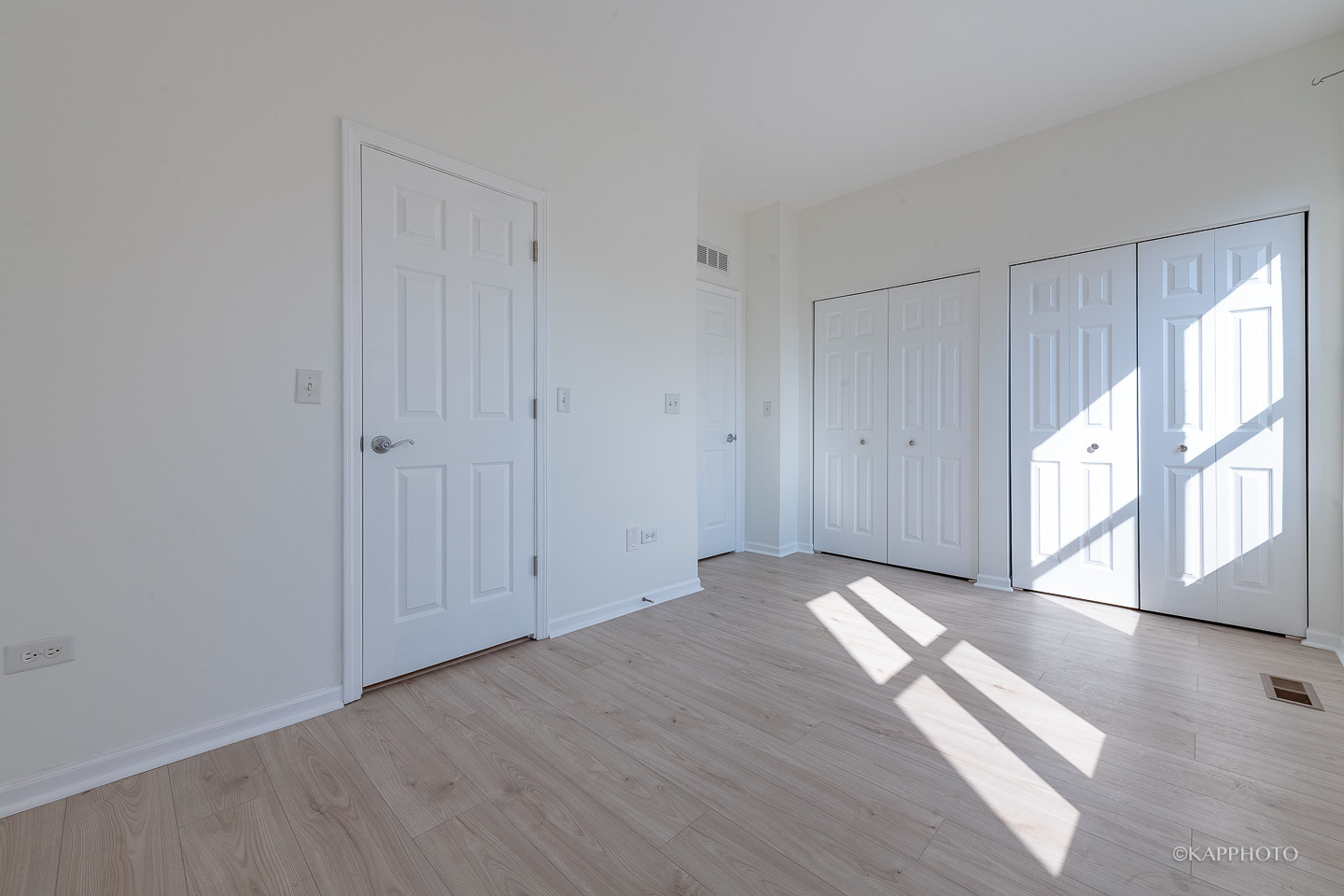 2507 S Calumet Avenue