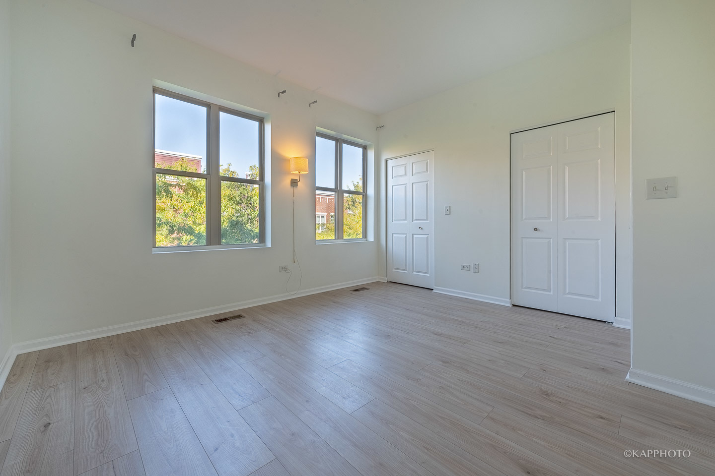 2507 S Calumet Avenue