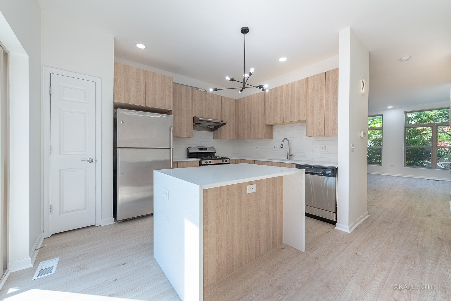 2507 S Calumet Avenue