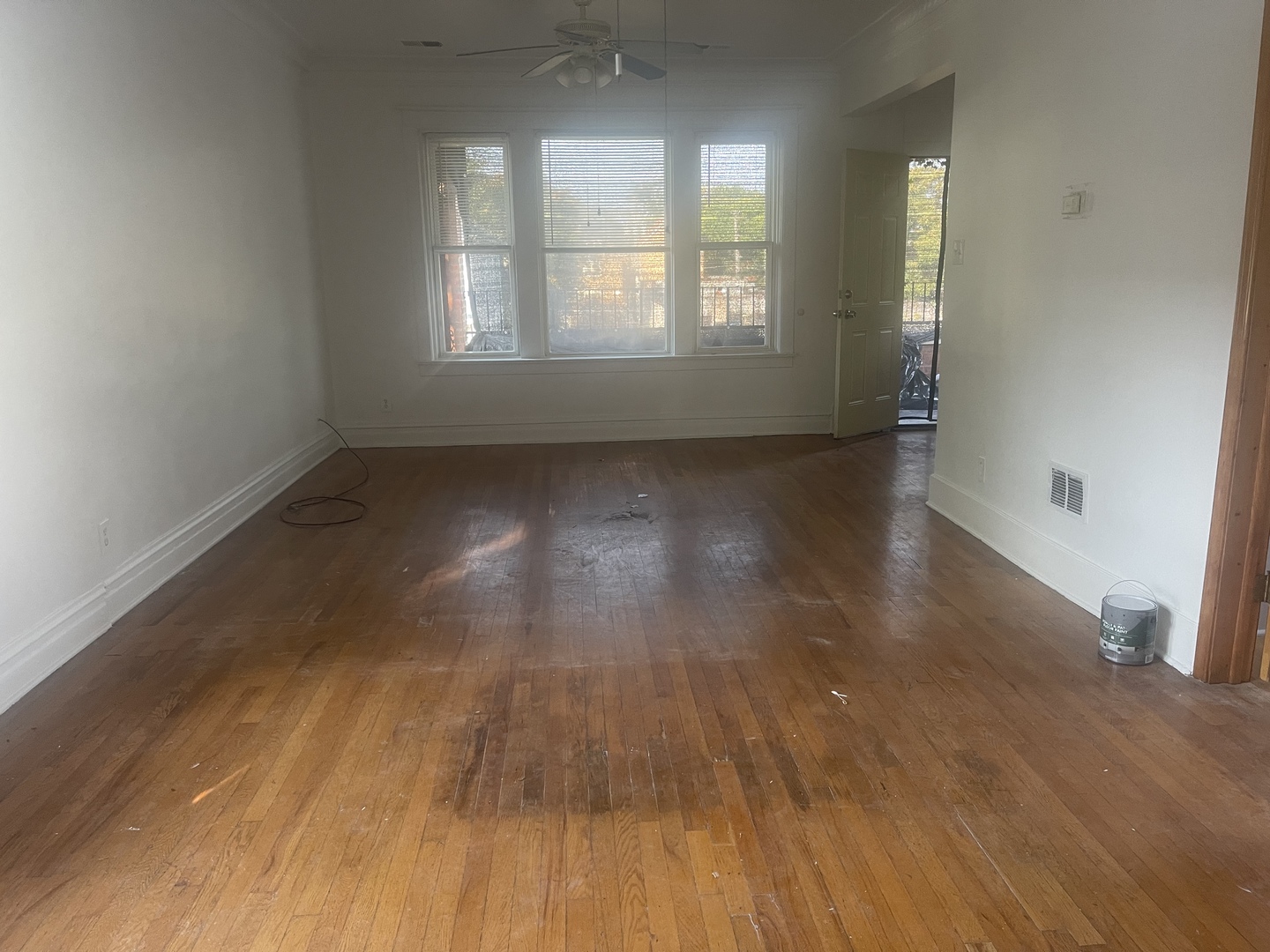 8705 S Saginaw Avenue