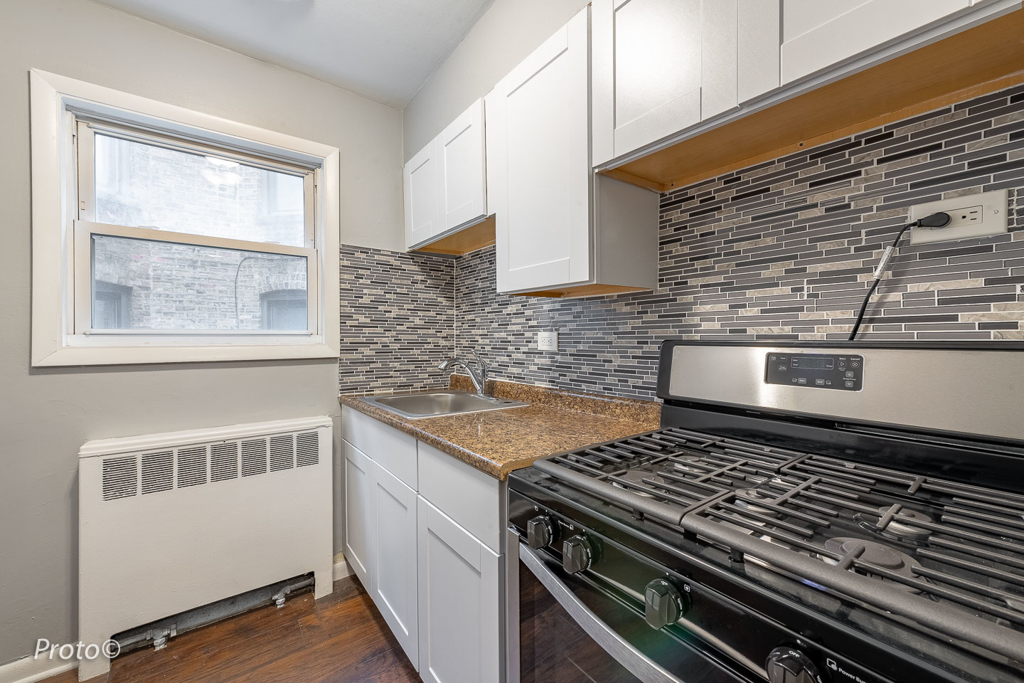 4623 N Paulina Street Unit: 104