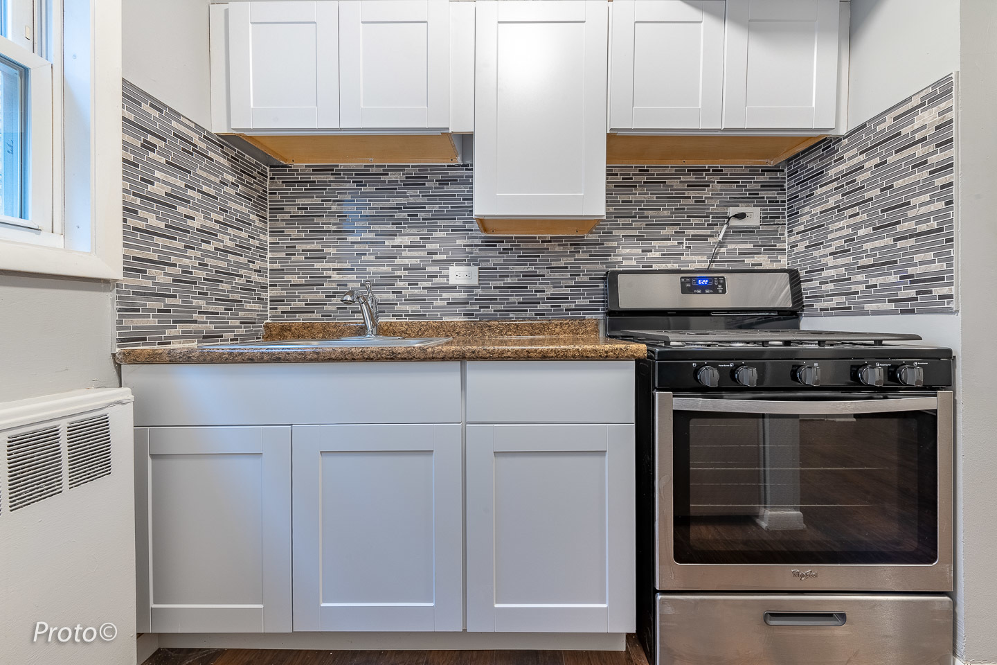 4623 N Paulina Street Unit: 104