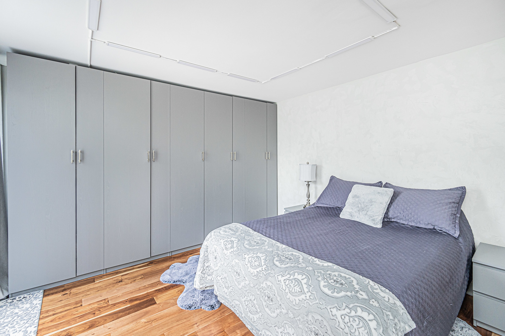 2921 S Michigan Avenue Unit: 208