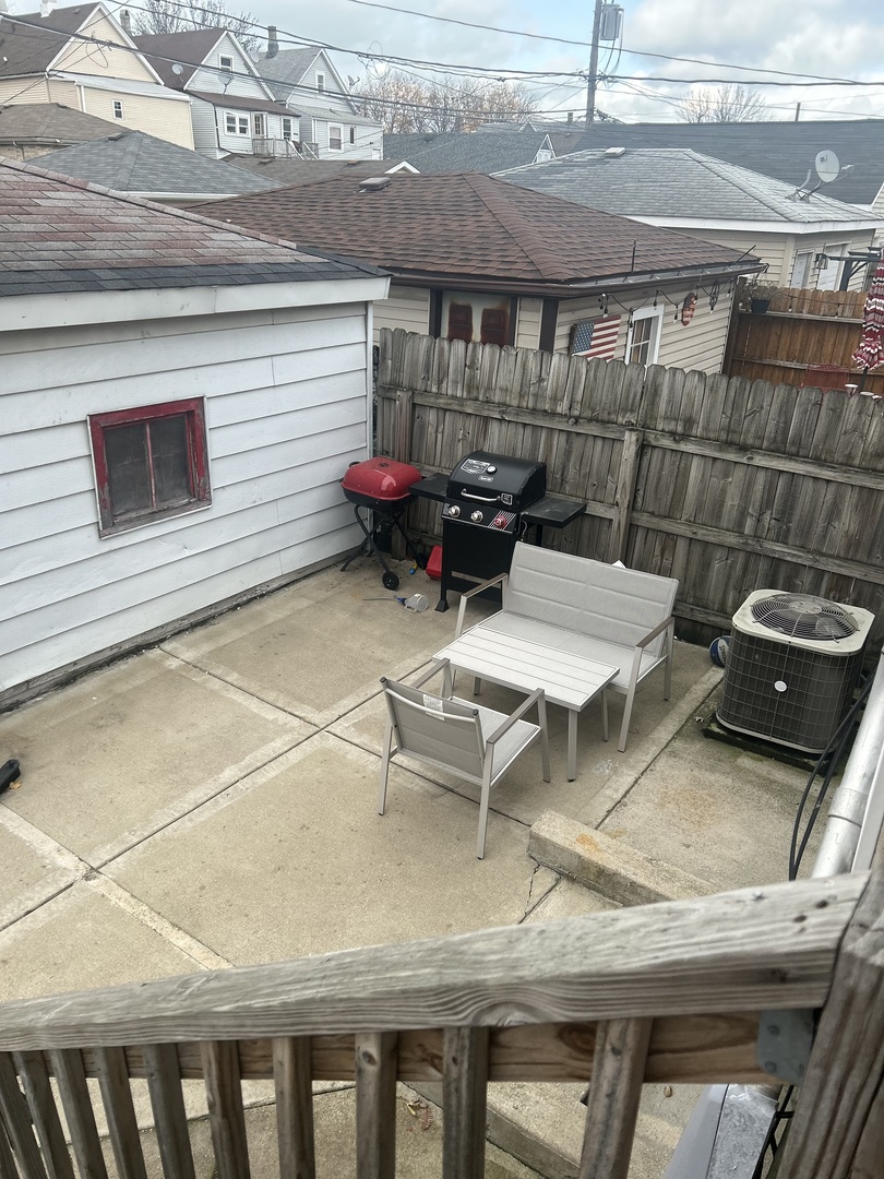 640 W 49th Street Unit: 1R