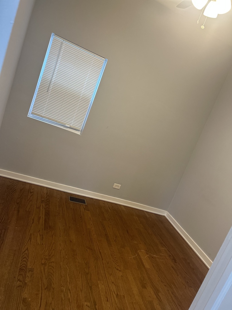 640 W 49th Street Unit: 1R