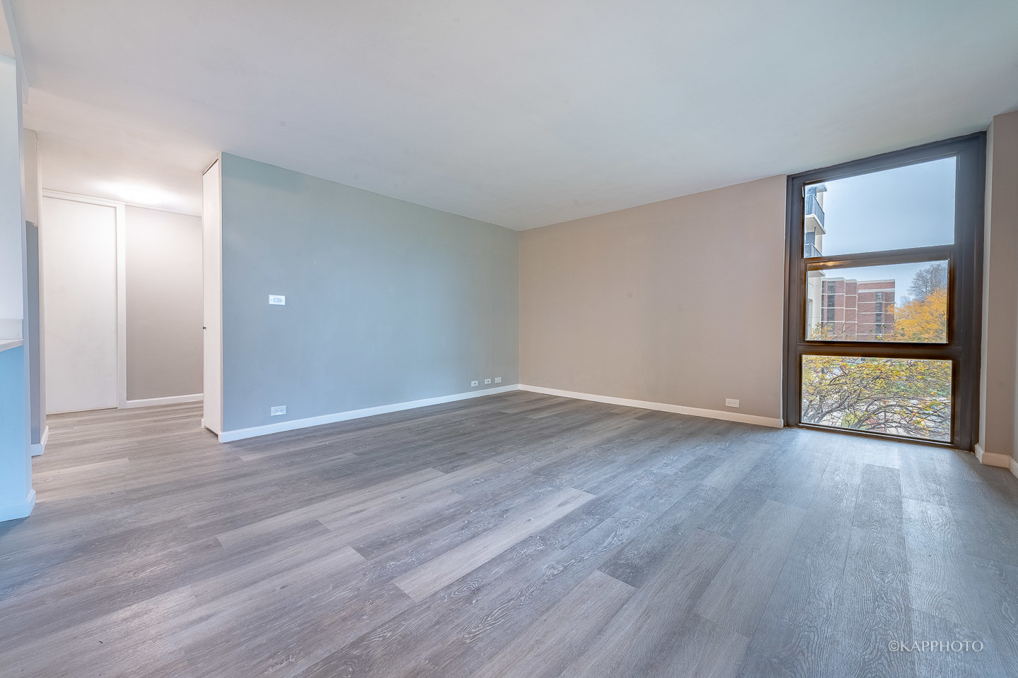 3021 S Michigan Avenue Unit: 207
