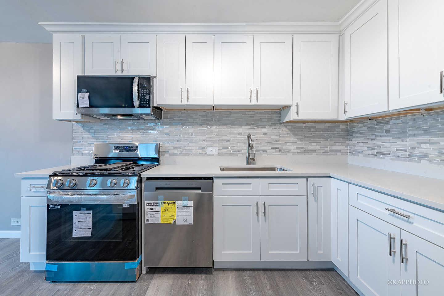 3021 S Michigan Avenue Unit: 207