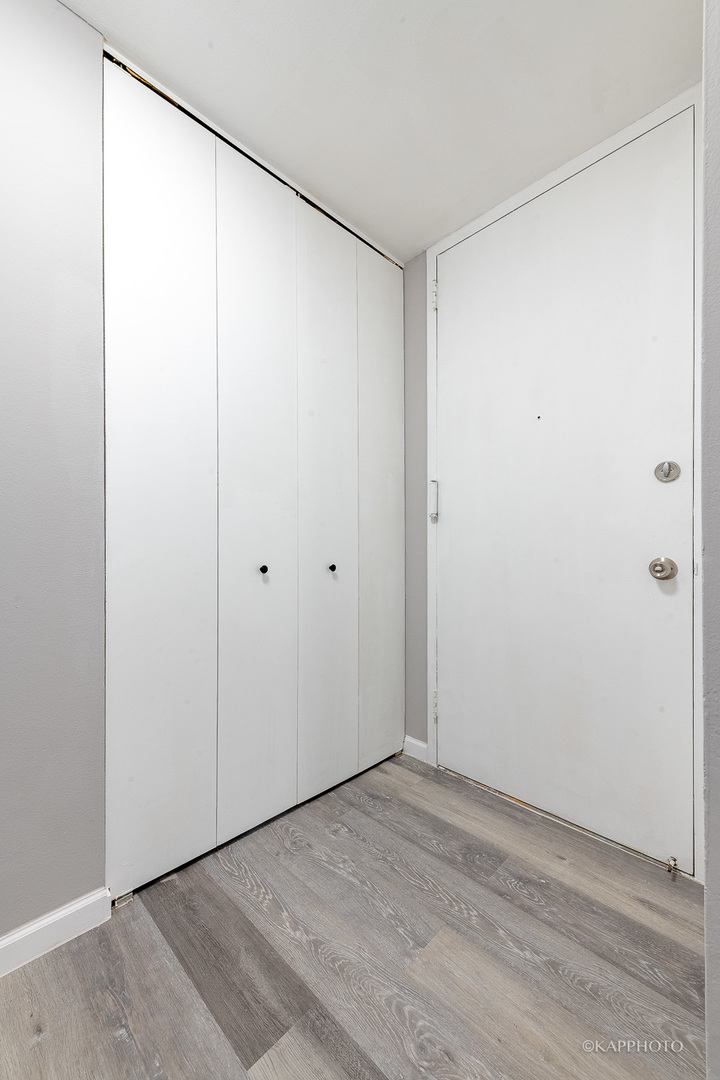 3021 S Michigan Avenue Unit: 207