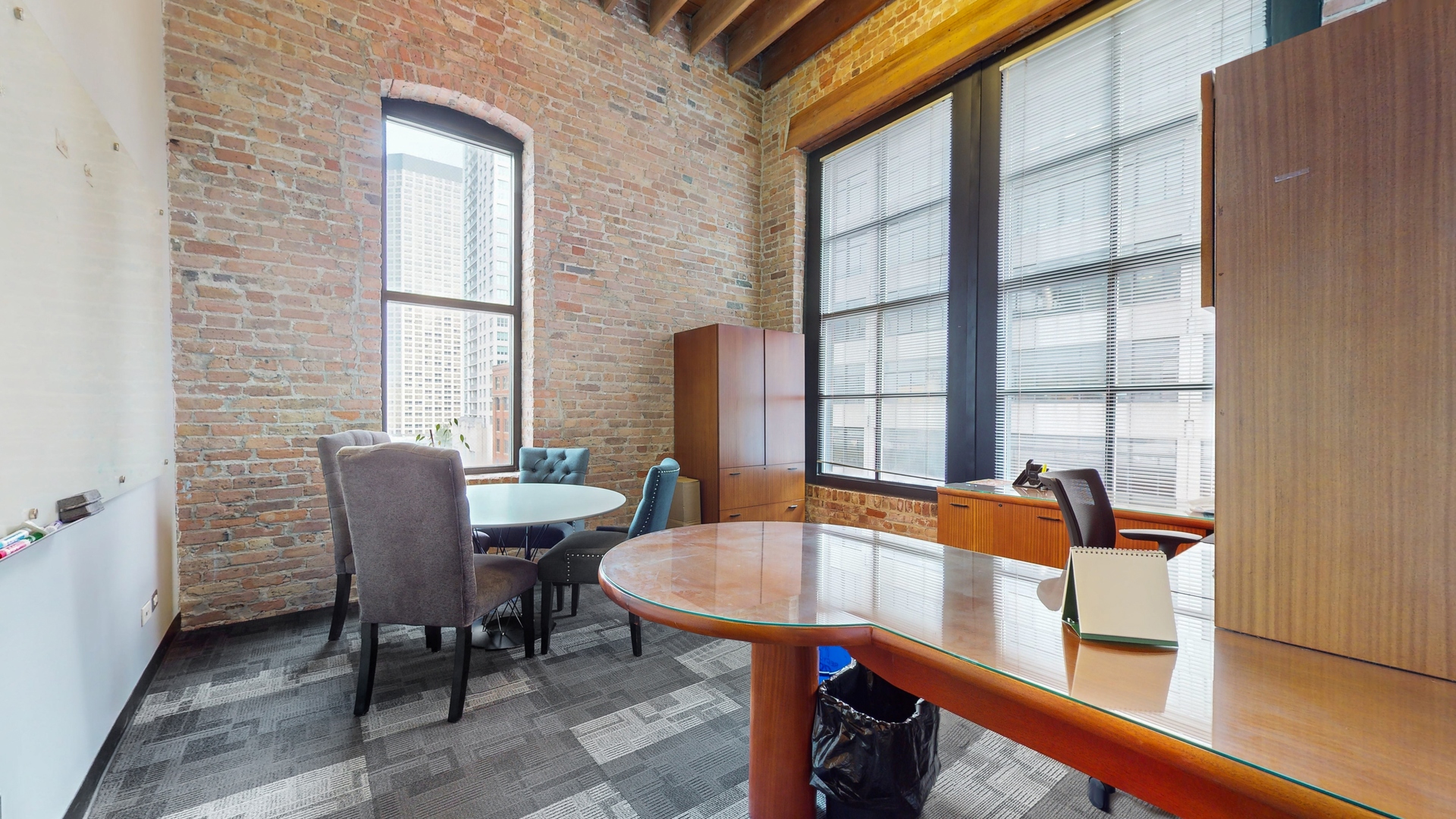 216 S Jefferson Street Unit: 601