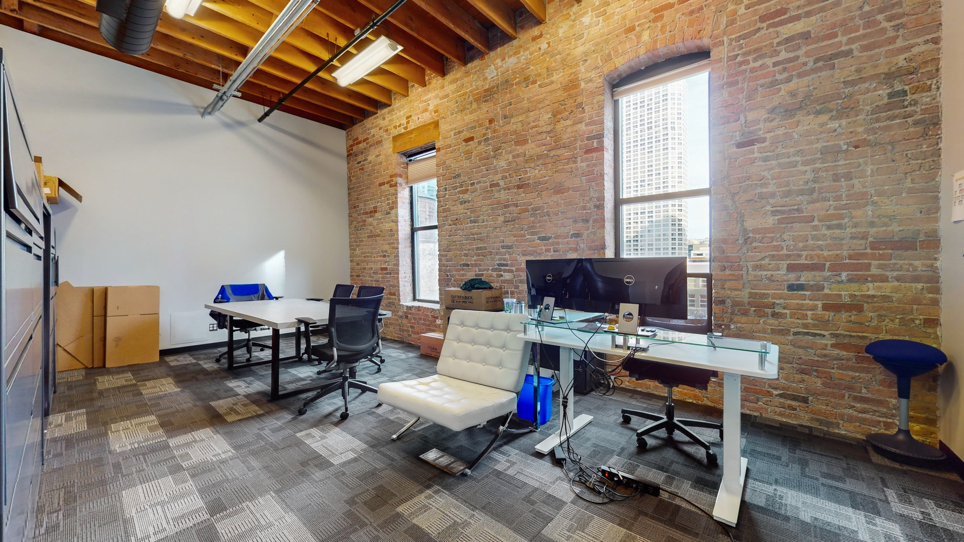 216 S Jefferson Street Unit: 601