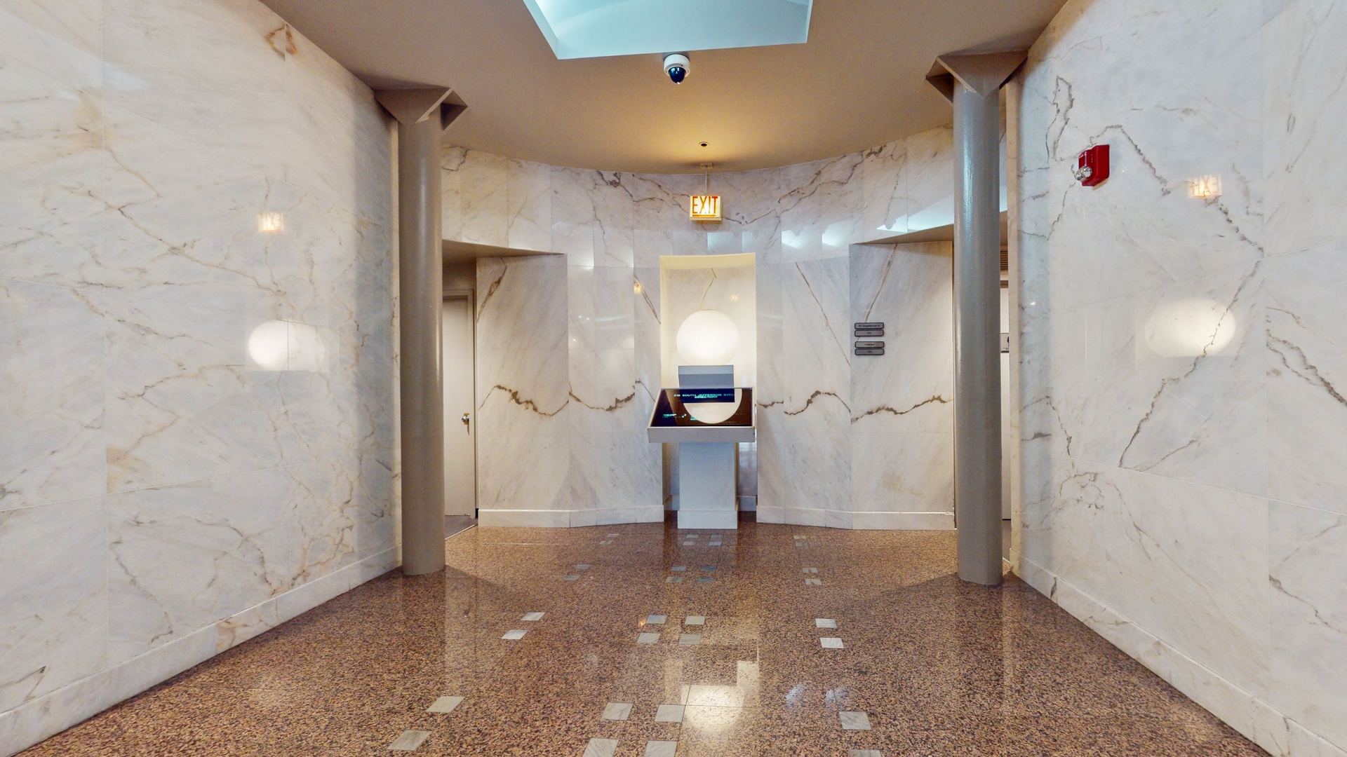 216 S Jefferson Street Unit: 601