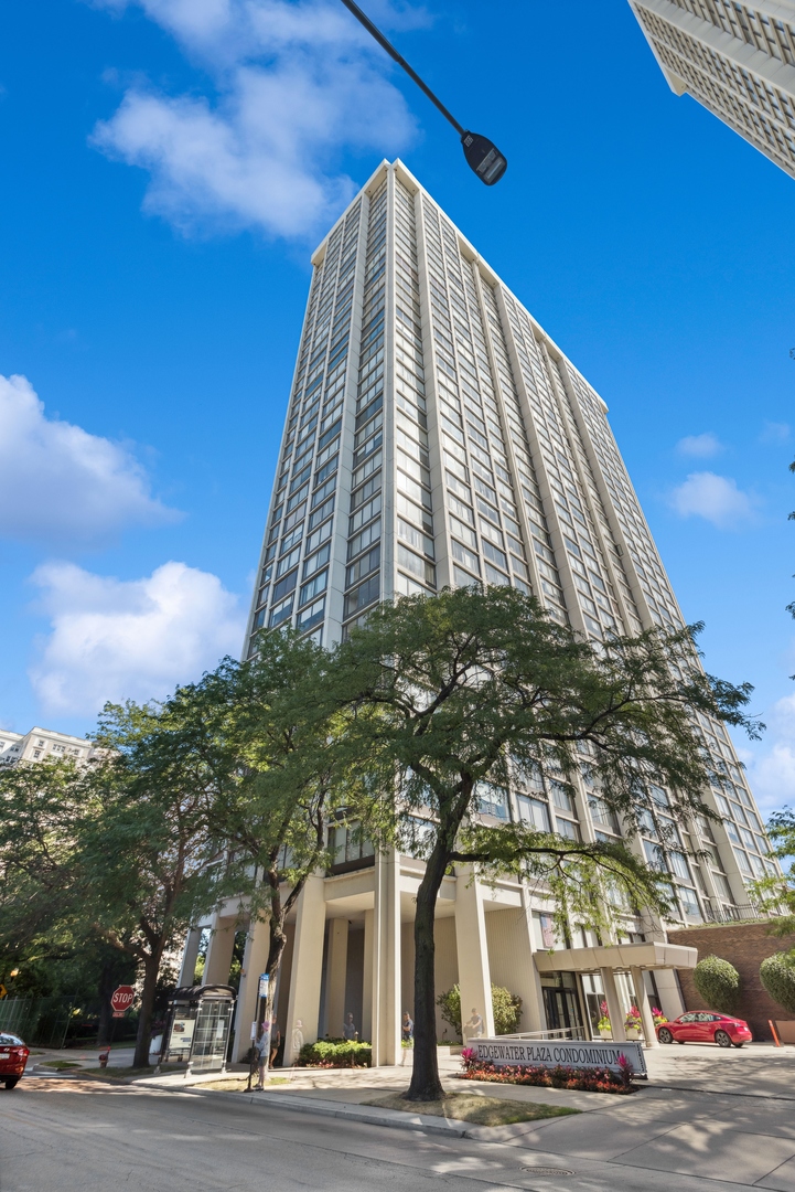 5455 N Sheridan Road Unit: 3808
