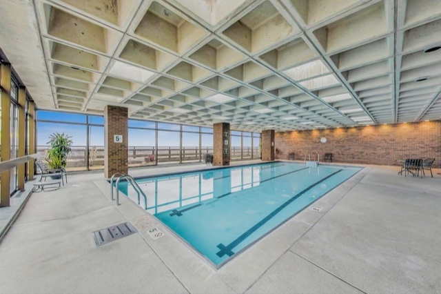 2650 N Lakeview Avenue Unit: 503