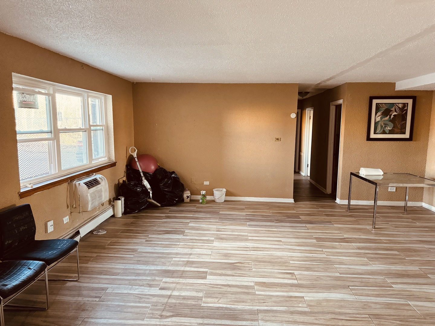 950 E 86th Street Unit: 105