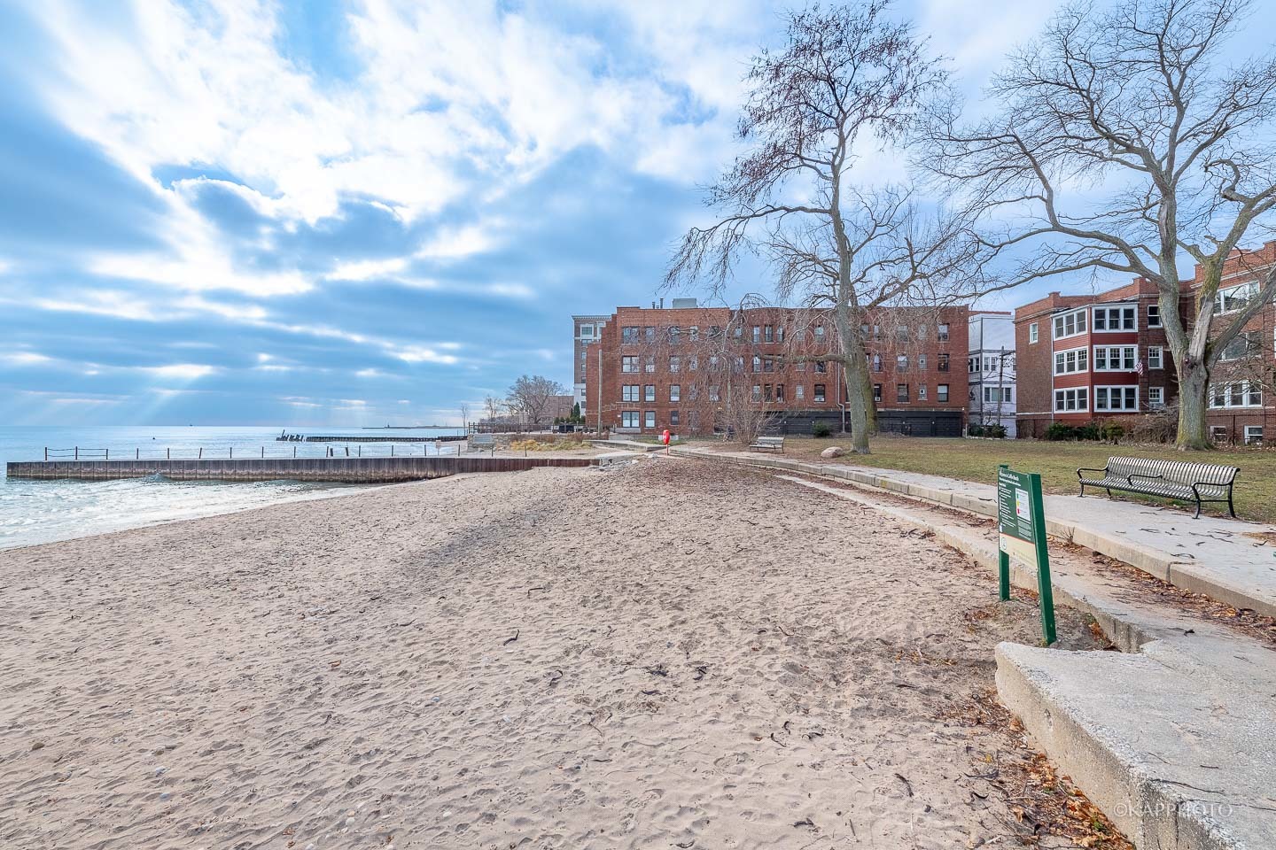 1222 W Jarvis Avenue Unit: 2N