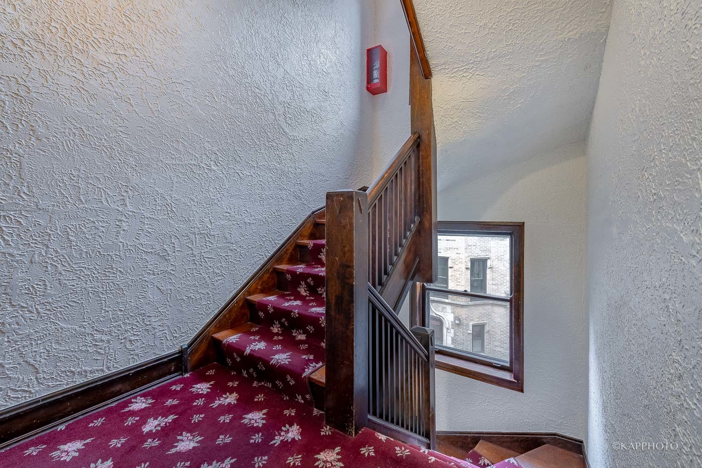 1222 W Jarvis Avenue Unit: 2N