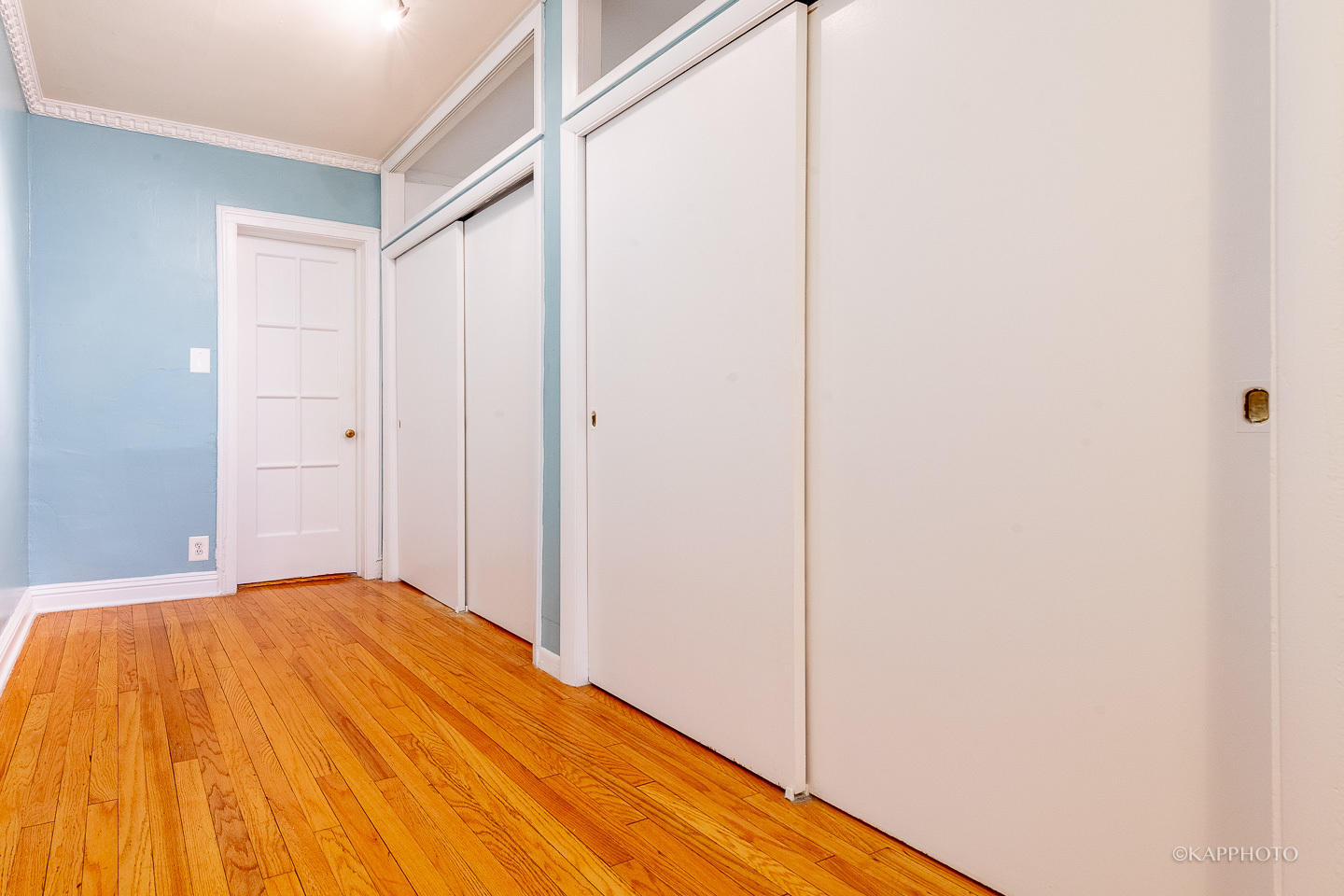 1222 W Jarvis Avenue Unit: 2N