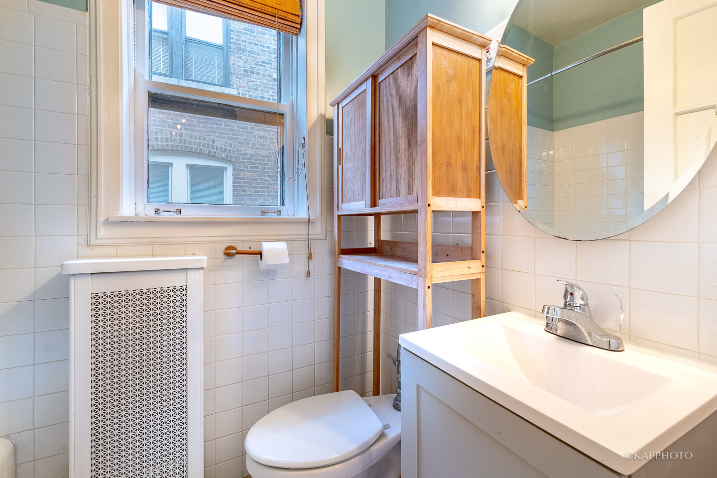 1222 W Jarvis Avenue Unit: 2N