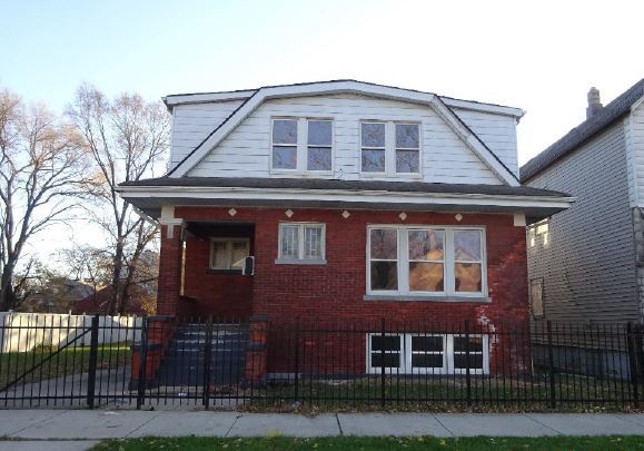 8513 S ESCANABA Avenue