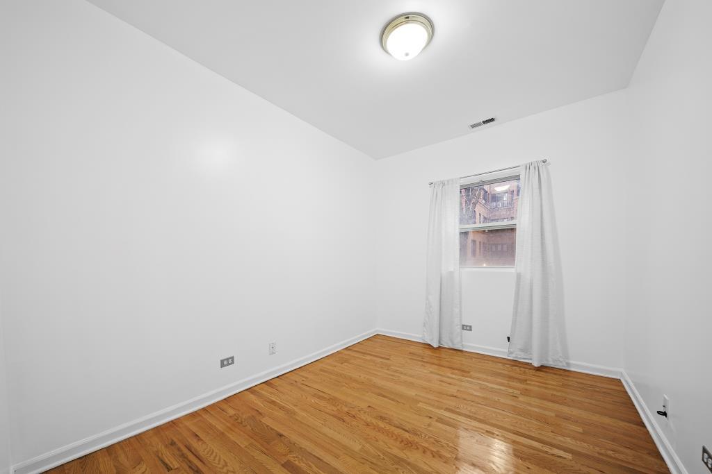 6501 N Greenview Avenue Unit: 1