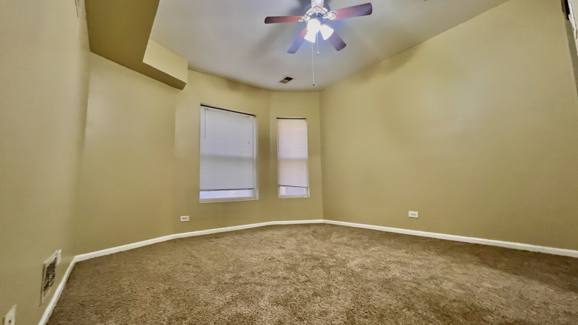 7221 S Euclid Avenue Unit: 1A