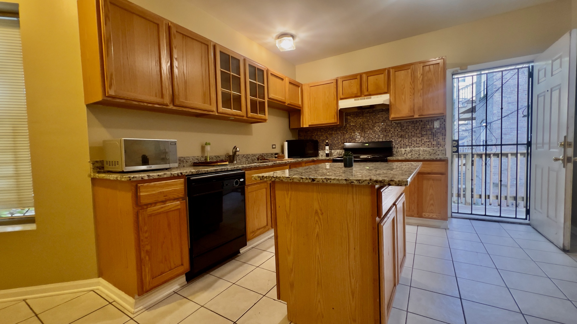 7221 S Euclid Avenue Unit: 1A