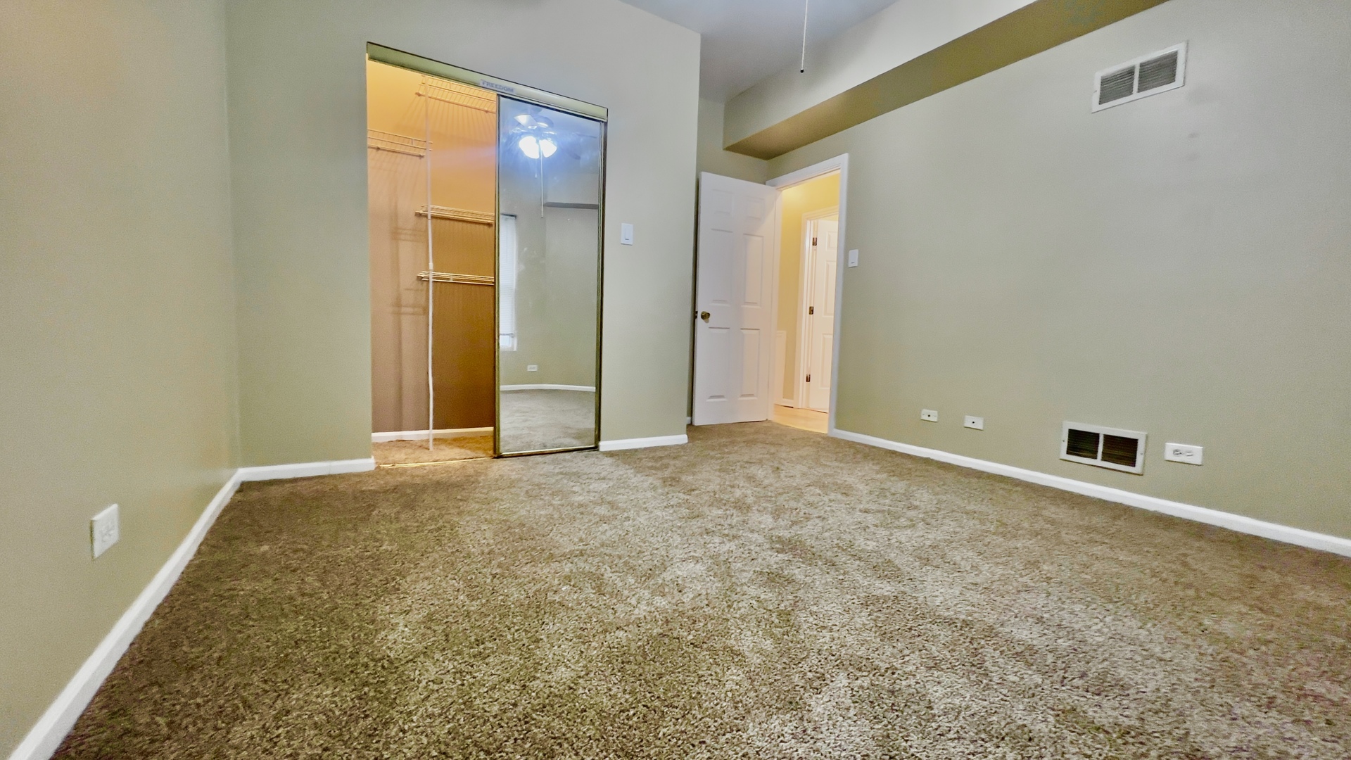 7221 S Euclid Avenue Unit: 1A