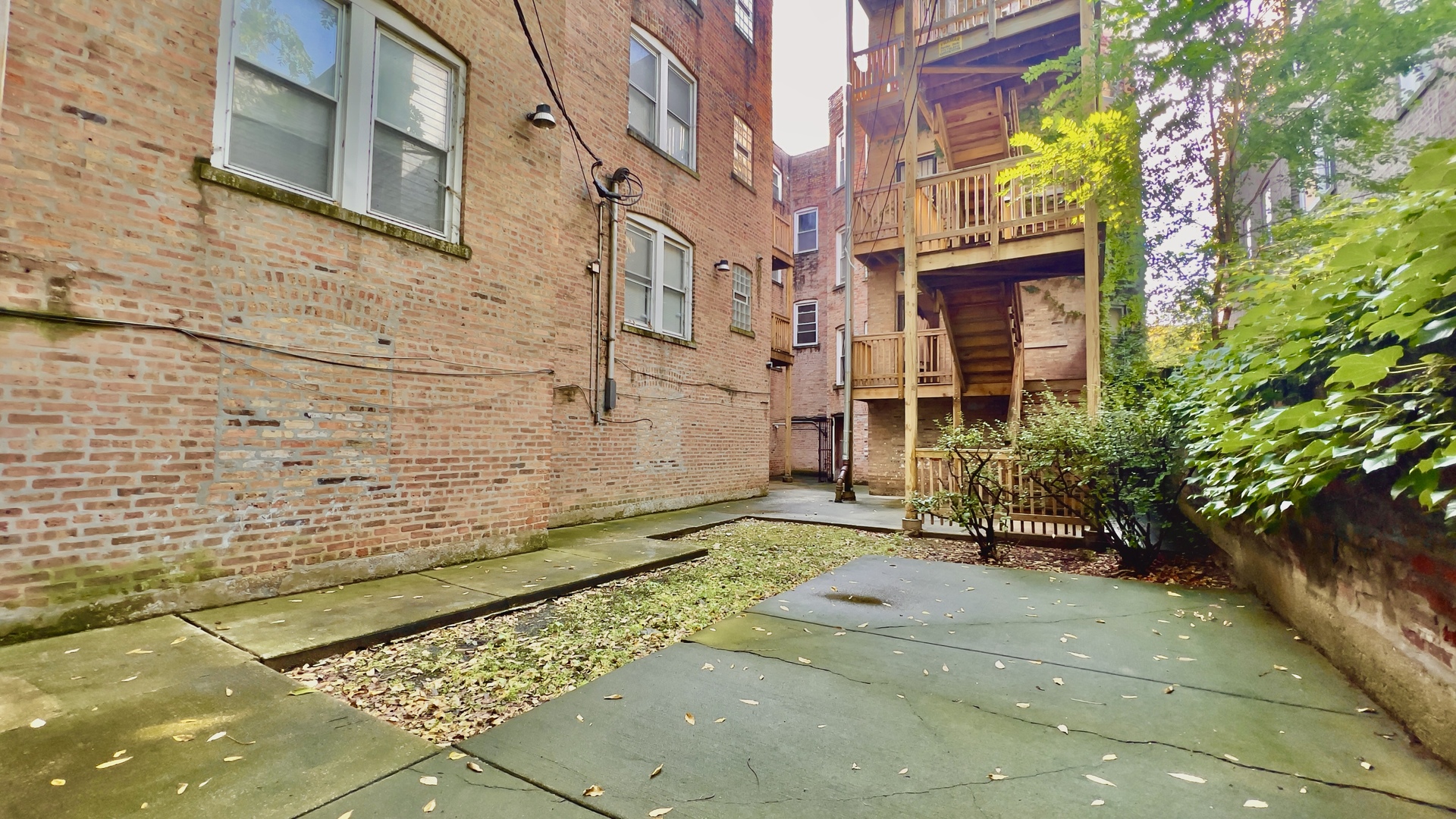 7221 S Euclid Avenue Unit: 1A