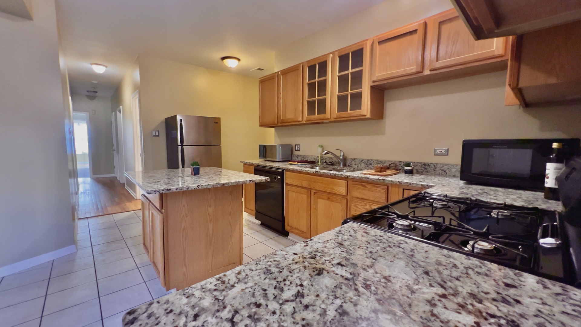 7221 S Euclid Avenue Unit: 1A