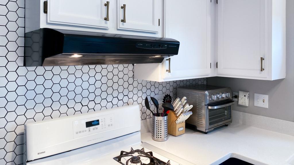 1025 Hobble Bush Lane