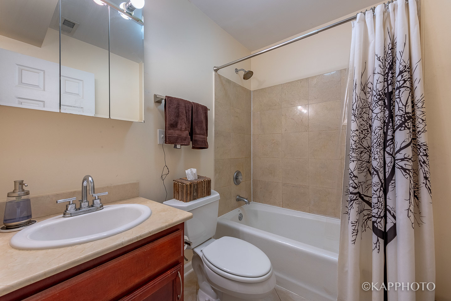 127 S Oakley Boulevard Unit: G