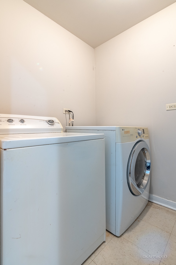 2850 W Fillmore Street