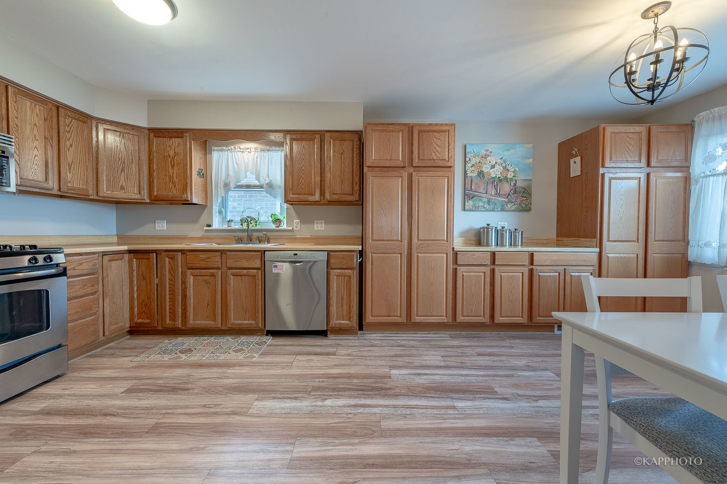 614 W 43rd Street