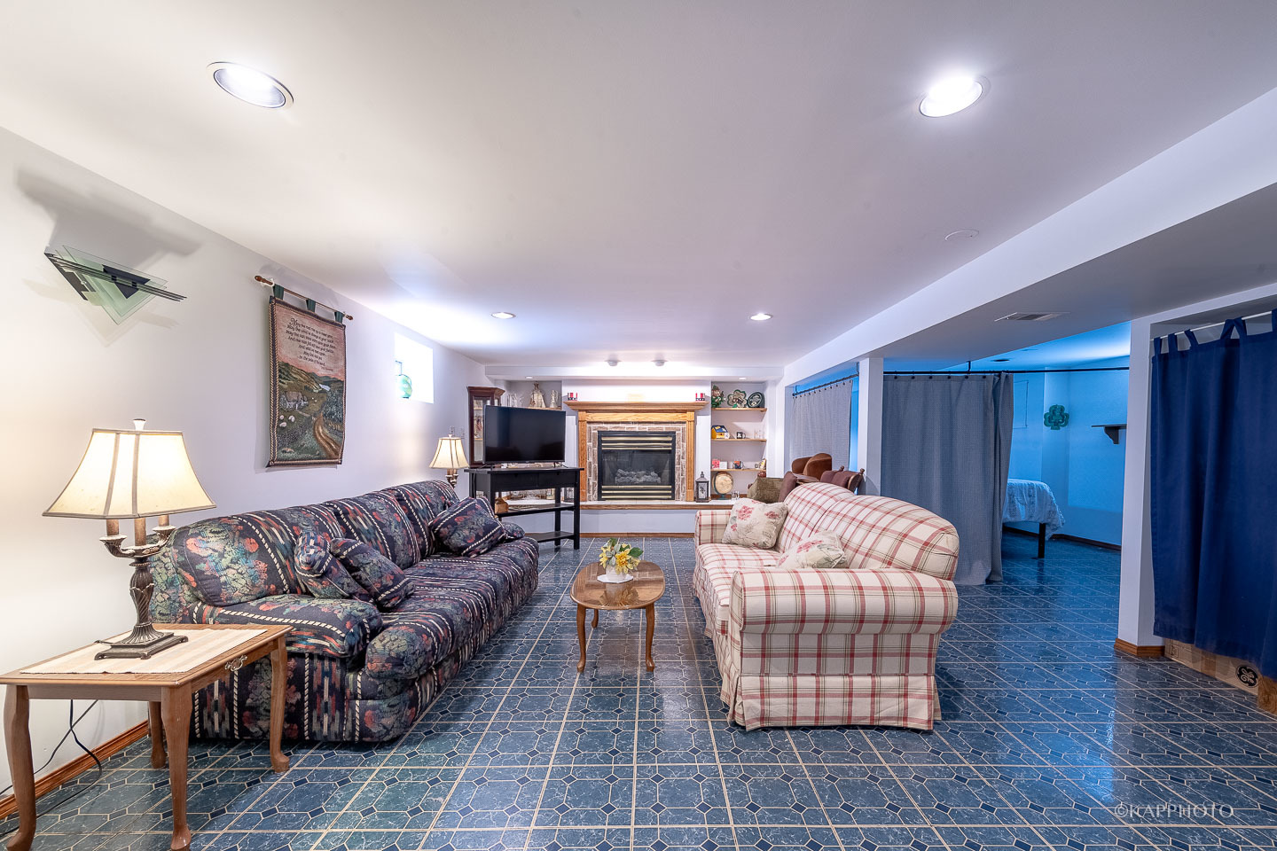614 W 43rd Street