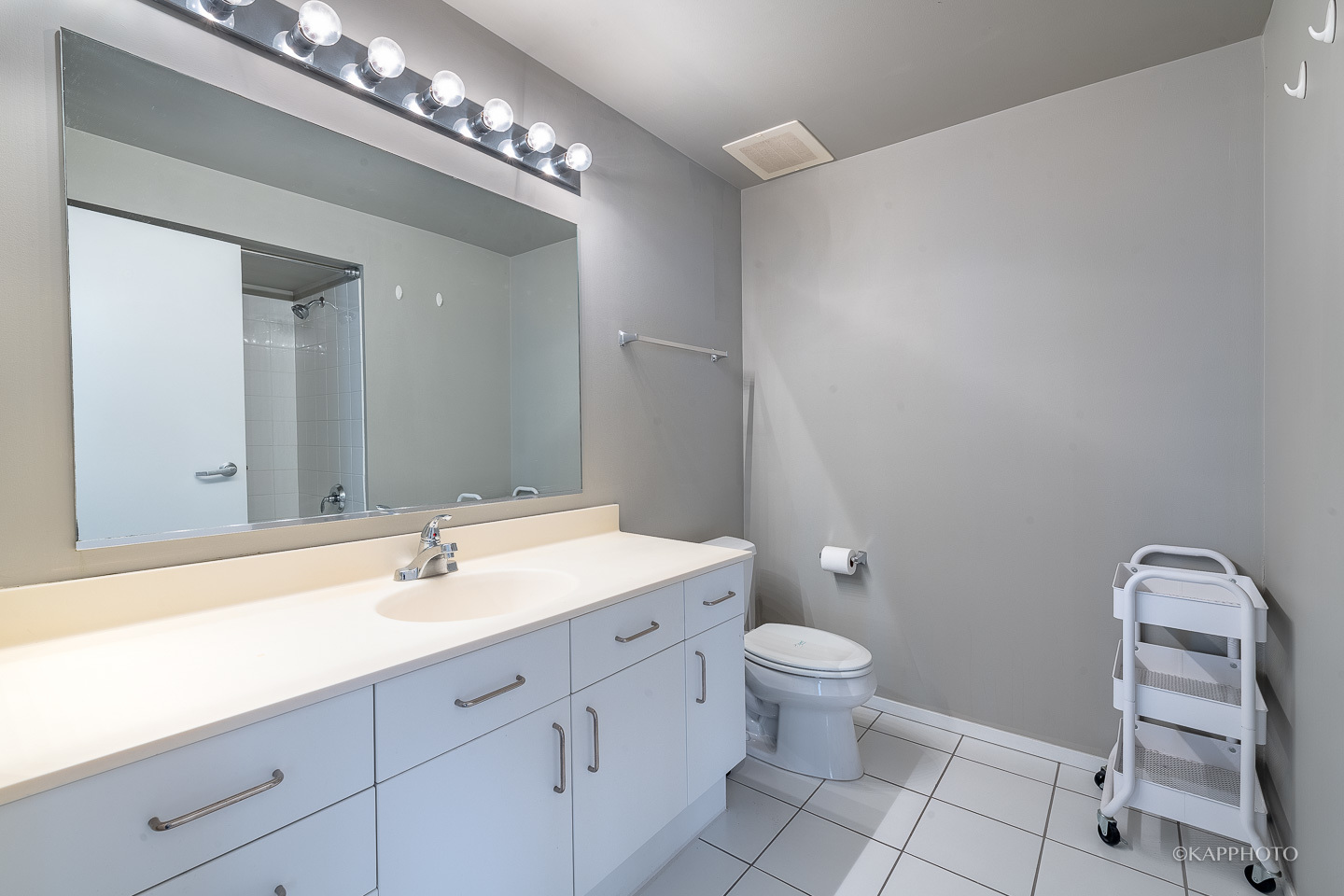 1720 Maple Avenue Unit: 2760