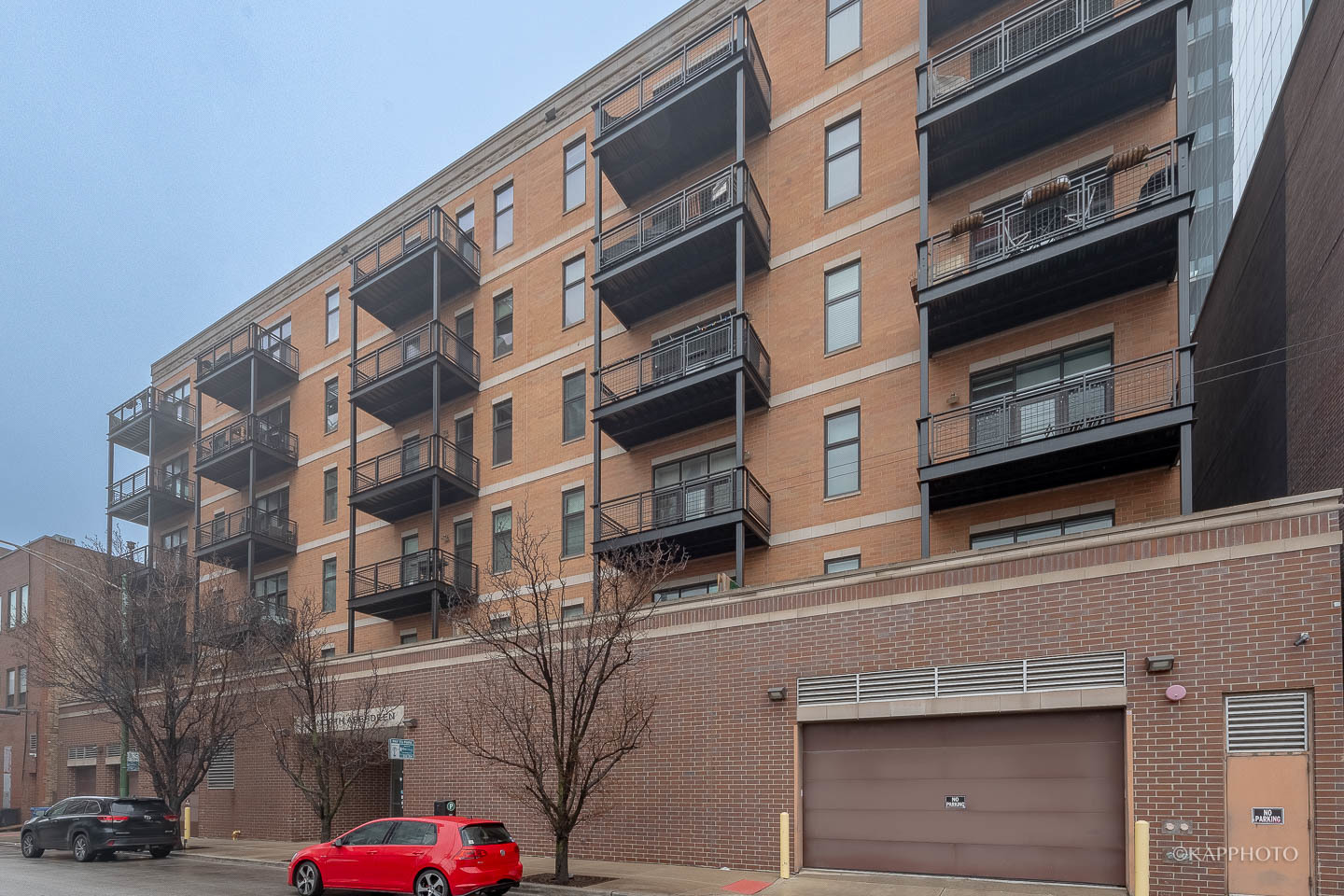 725 N ABERDEEN Street Unit: 303