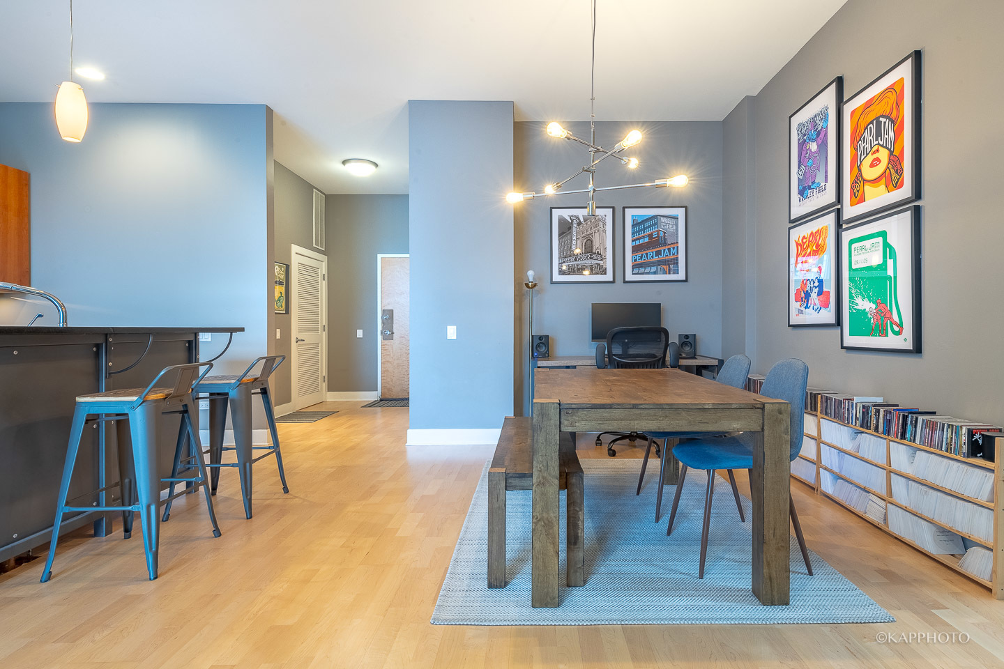 725 N ABERDEEN Street Unit: 303