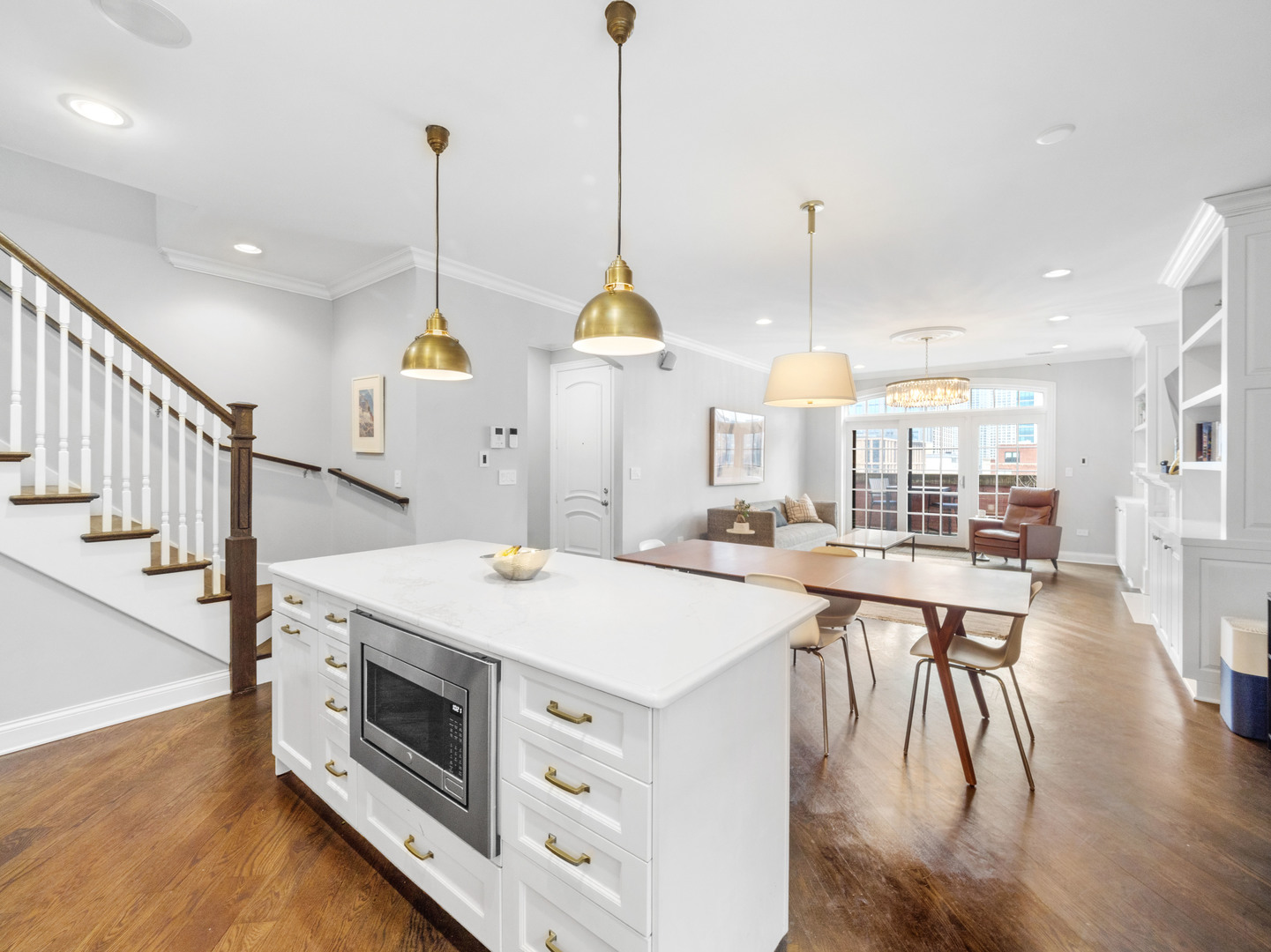 100 S Sangamon Street Unit: 4S