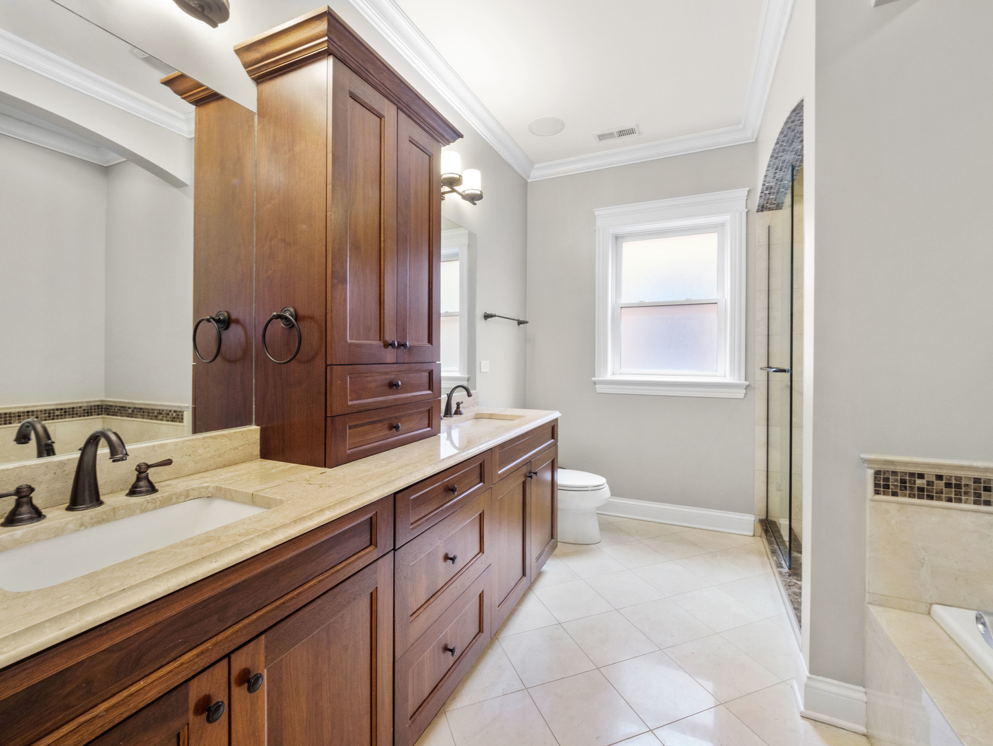 100 S Sangamon Street Unit: 4S