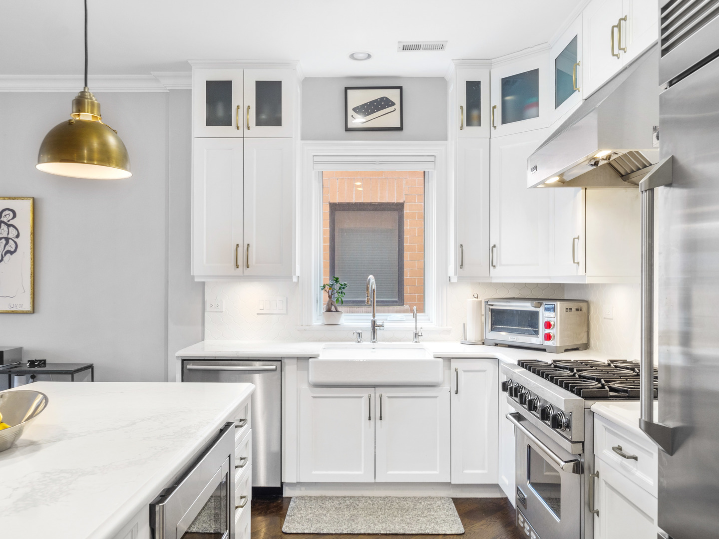 100 S Sangamon Street Unit: 4S