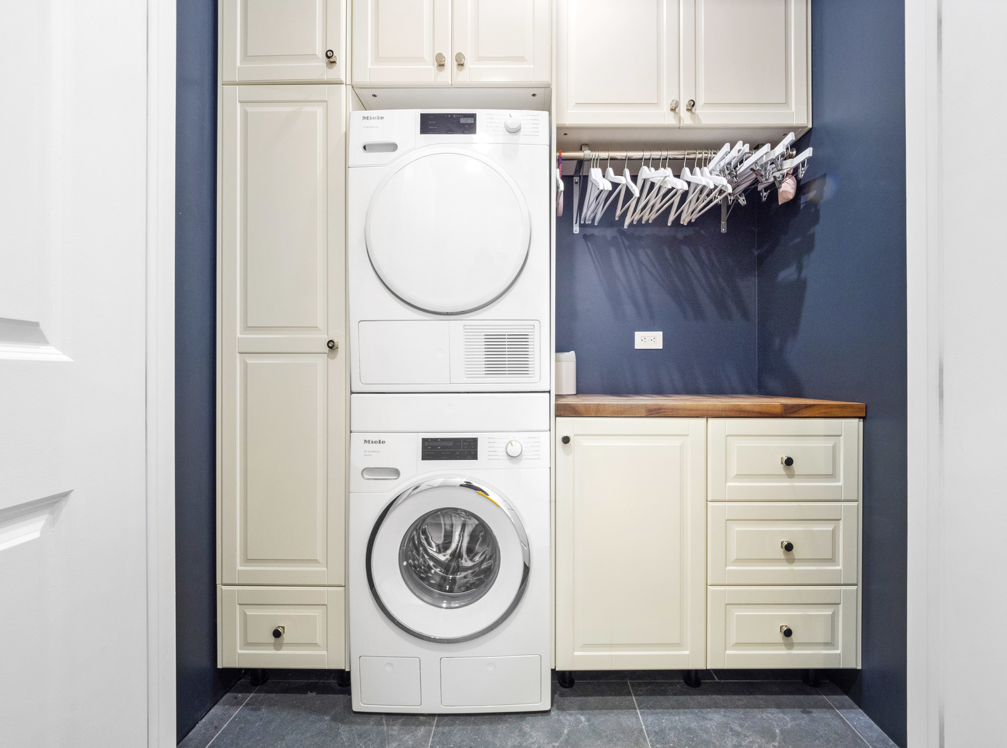 100 S Sangamon Street Unit: 4S