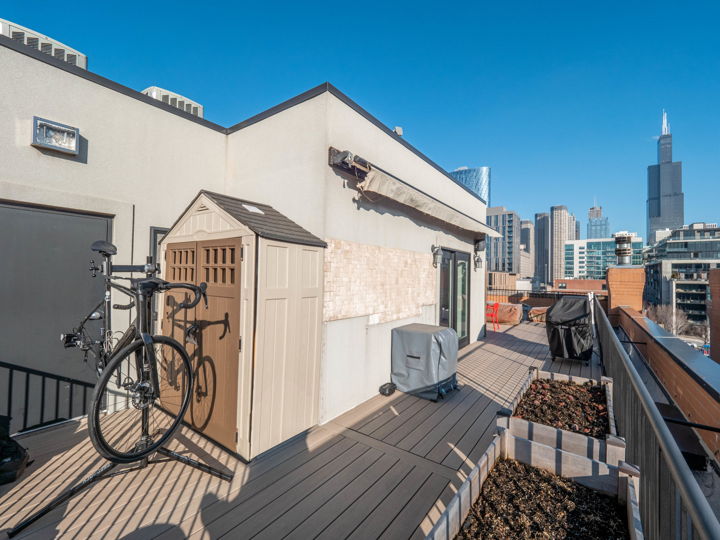 100 S Sangamon Street Unit: 4S